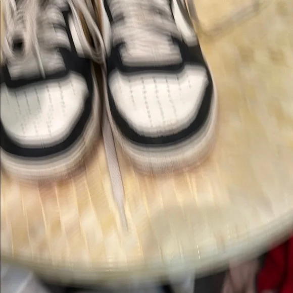 Nike Black and White Sneakers Classic Low-Top Design 3.5 y - Picture 6 of 14